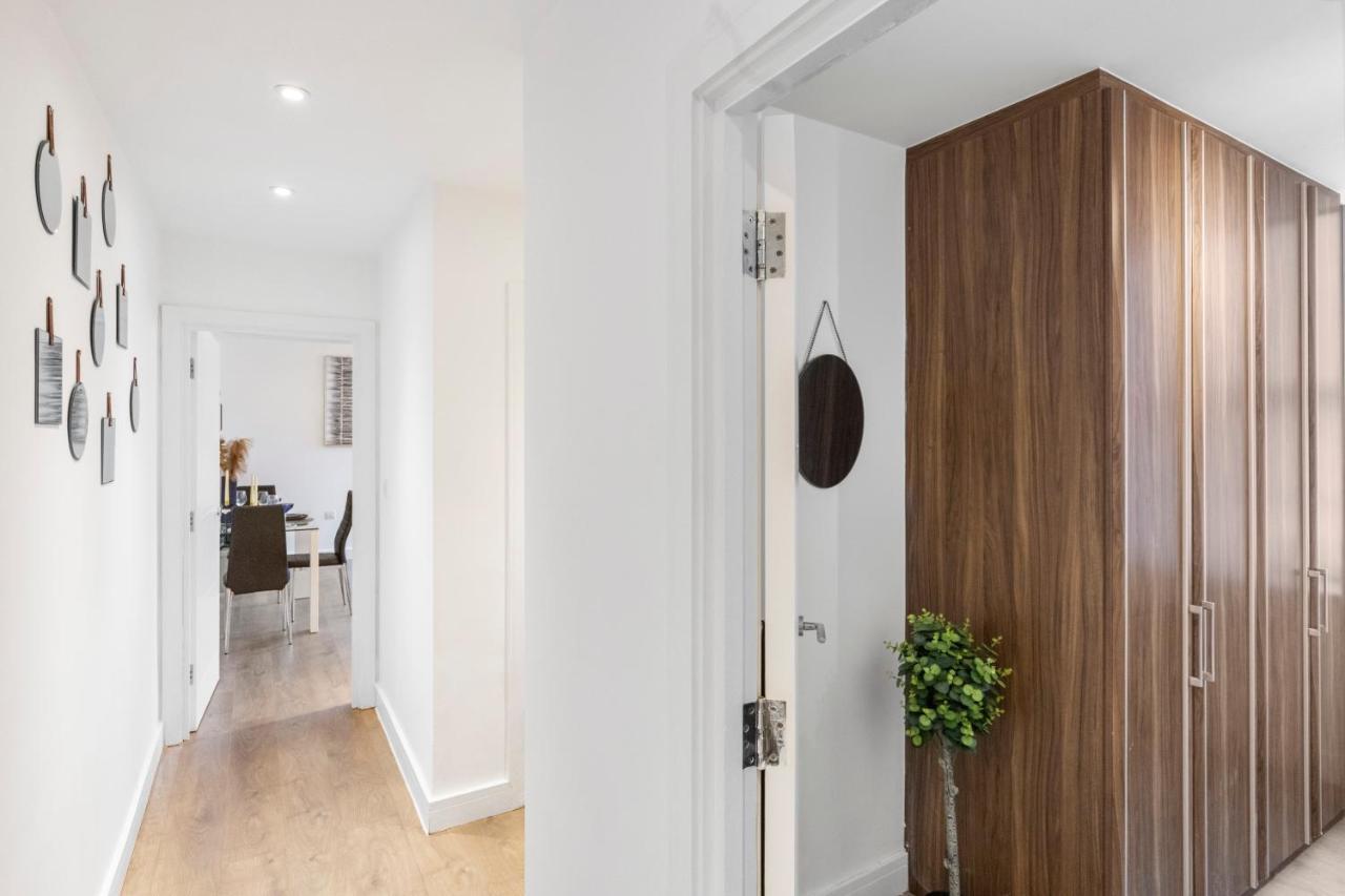 Modern Flat In Central Golders Green 伦敦 外观 照片